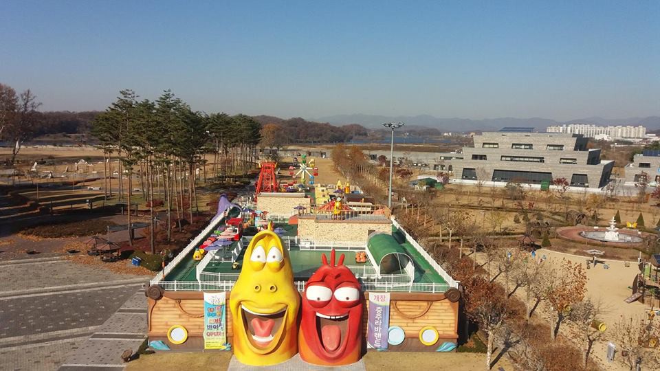 Larva Land官網