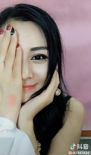 百變女王丁蘭